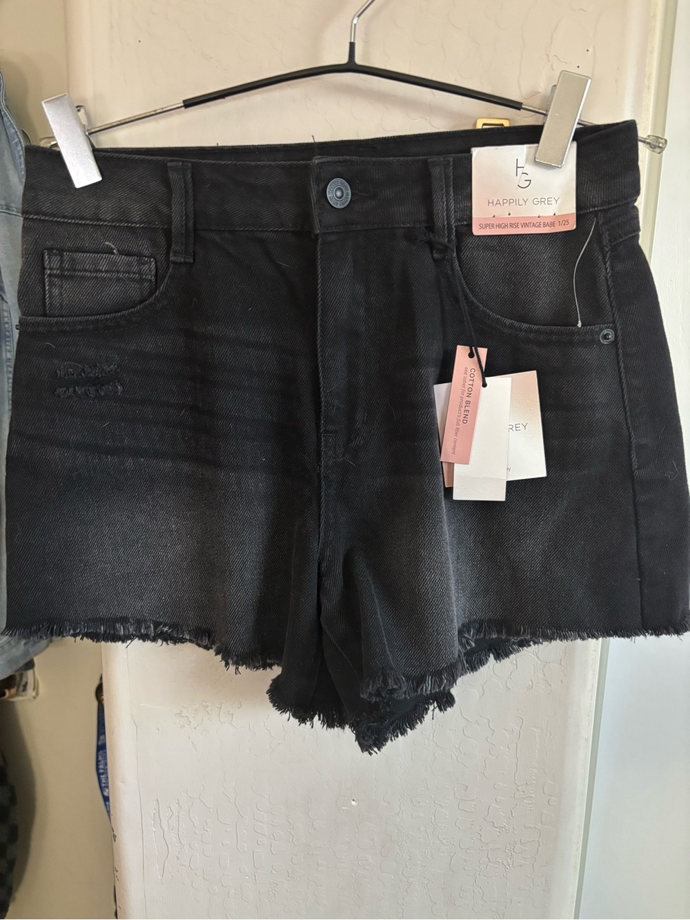 NWT Happily Grey Super High Rise Vintage Babe Black Denim Cutoff Shorts, Size 25